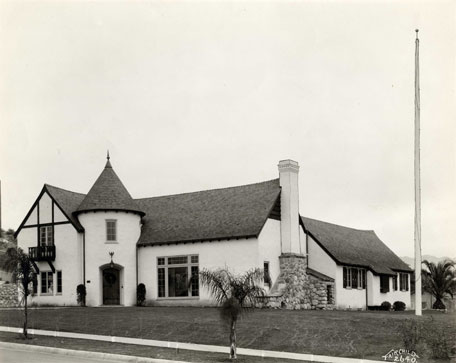 Photo: courtesy of H. Vincent Moses., Authors on Architecture: Henry L.A. Jekel, Regional Master
