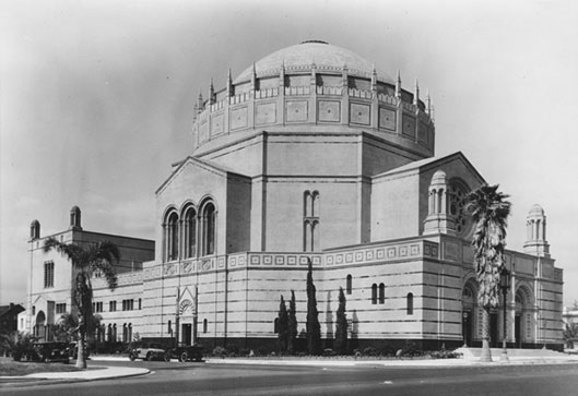 Wilshire Boulevard Temple Photo: Maxwell Berley, Wilshire Boulevard Temple Restored