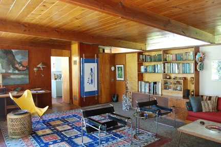 Photo: John Berley, Masters of Modernism: Neutra and Wright