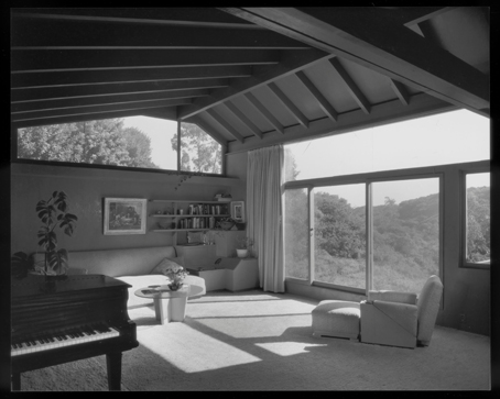 Schindler Druckman House Photo: Julius Shulman, © J. Paul Getty Trust. Getty Research Institute, Los Angeles (2004.R.10)., Schindler Druckman House